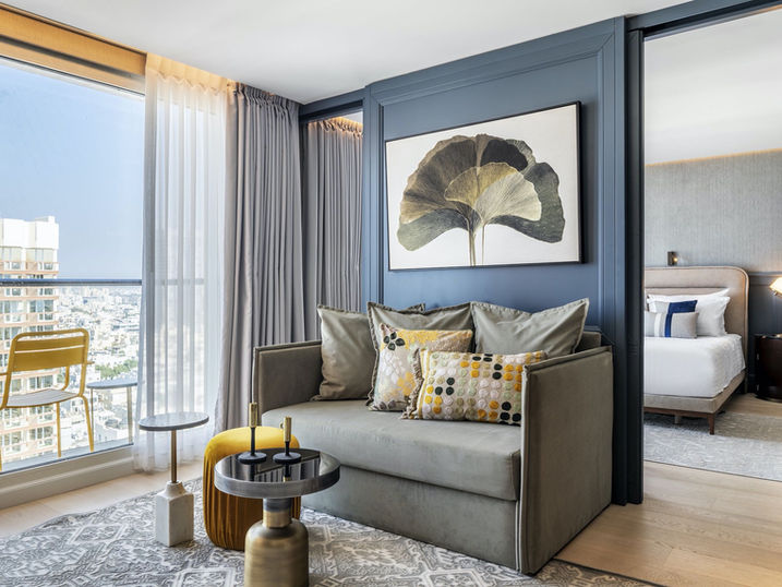 Crown Plaza Hotel-012