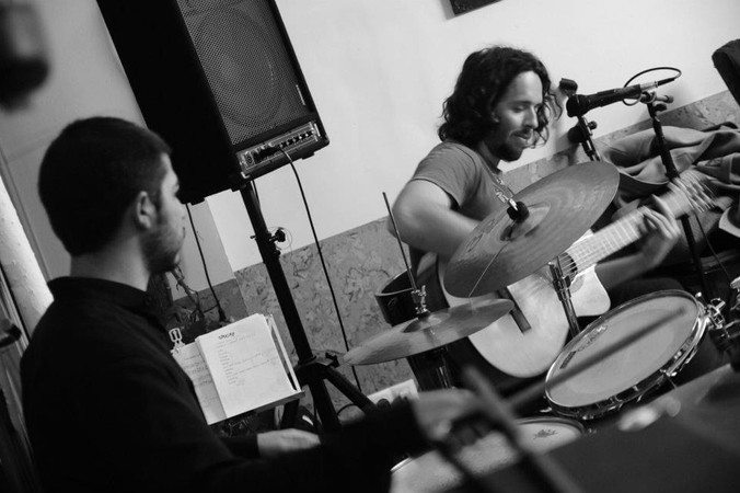 Batería y guitarra LeKartoon