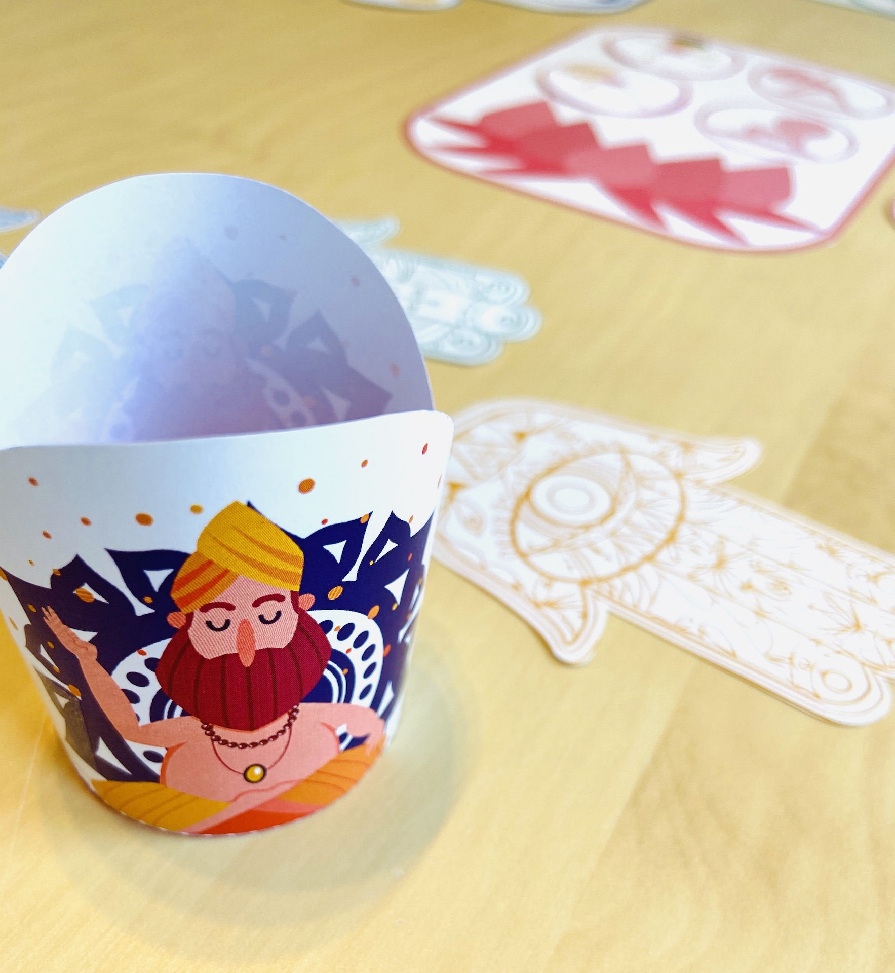 NAMASTE! - YOGAKAARTEN- EN SPEL: versie voor het DRAAIRAD