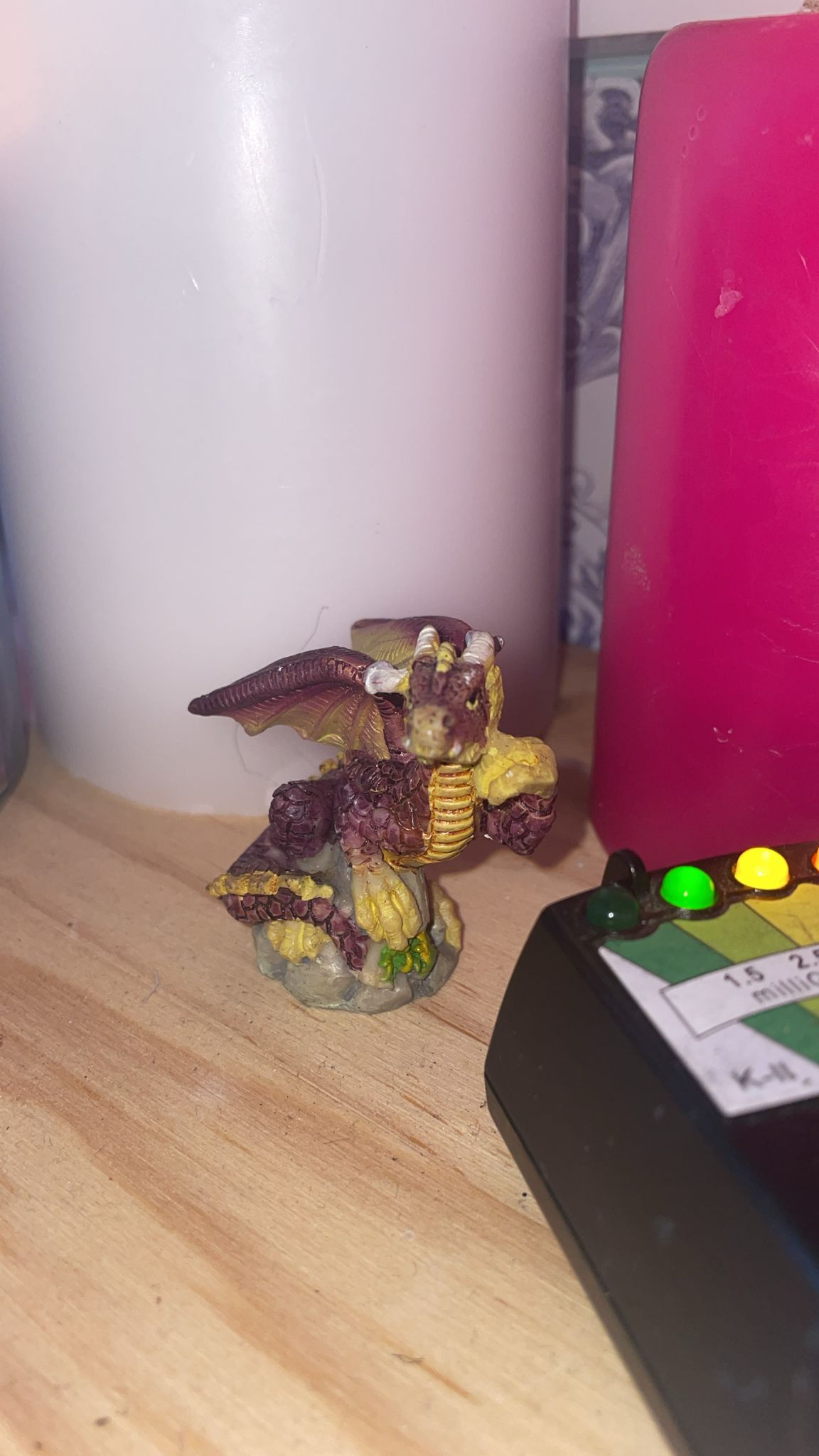 Sino. Pocket dragon guardian.