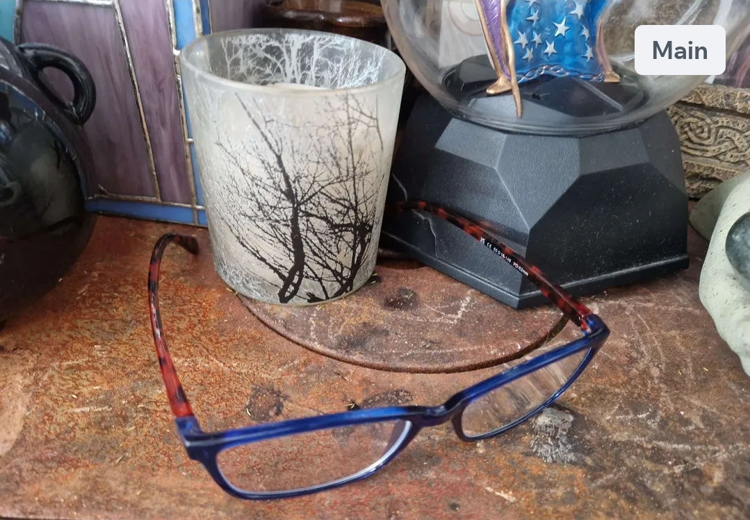 See spirits. Spirit glasses