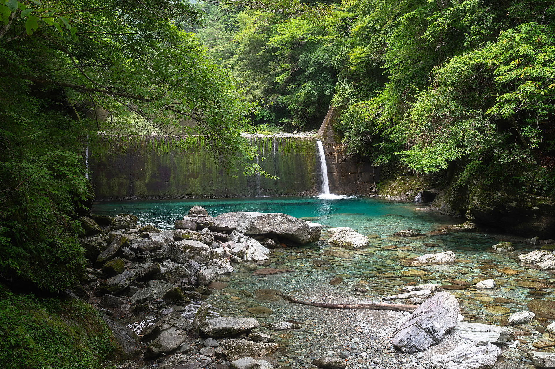 suishobuchi yasui valley kochi shikoku