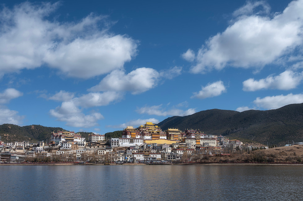 วัดลามะซงจ้านหลิน แชงกรีล่า songjanlin temple shangri-la