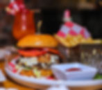 Trenton New Jersey, Encanto Colombian Restaurant, Hamburguesa Encanto