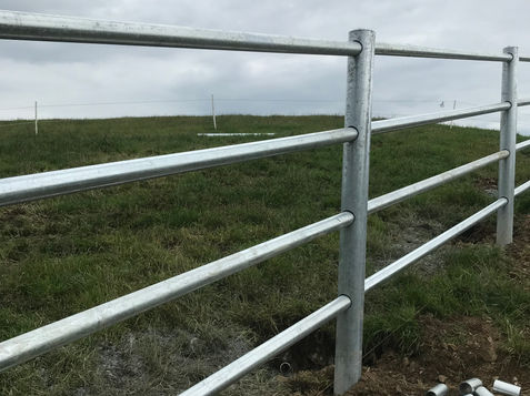 galvanised steel post and rail .JPG