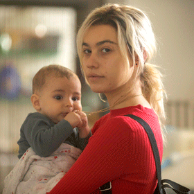 4-LA-HIJA-DE-UN-LADRON.gif