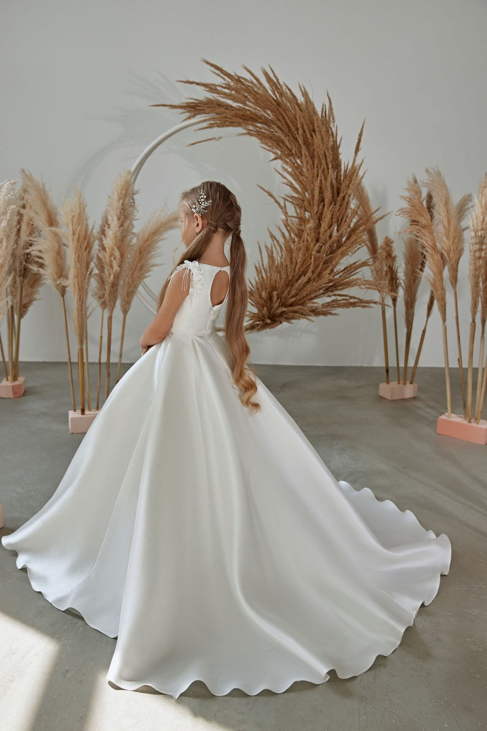 Thumbnail: Jolanda Communion Dress