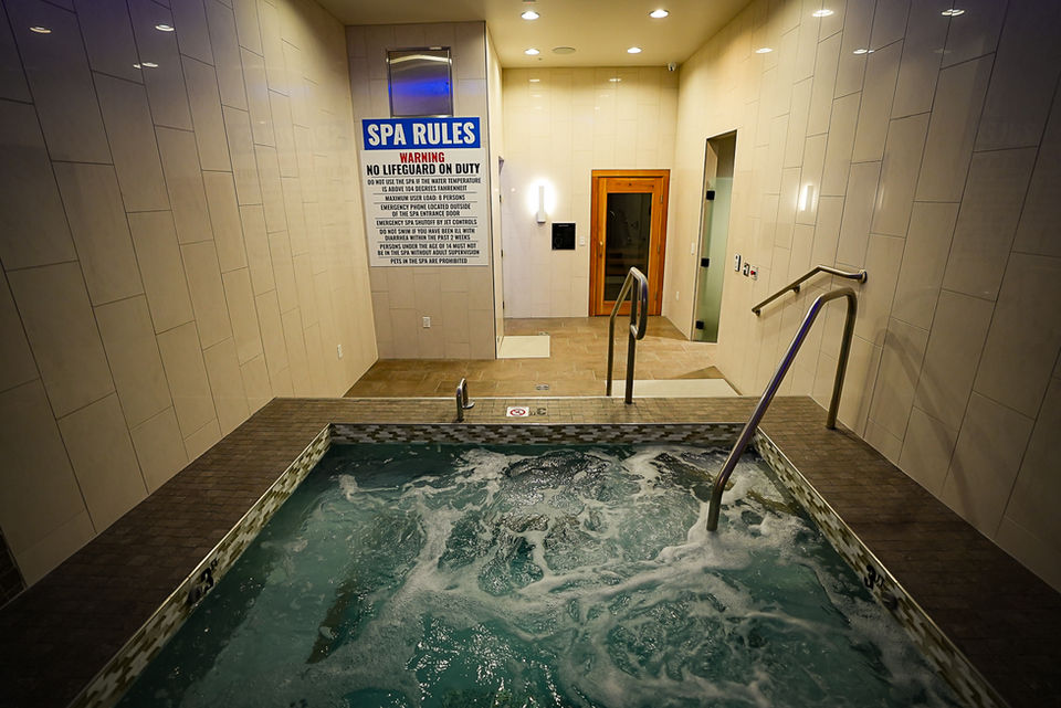 Hot Tub, Dry Sauna and Polar Shower