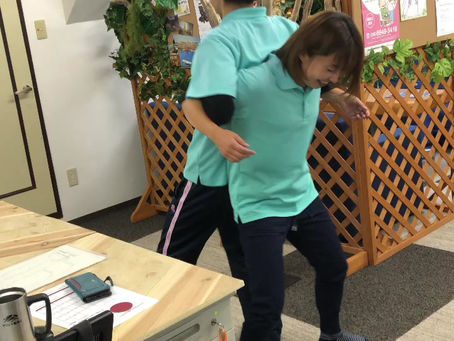 【✨腰痛体操!?笑✨】