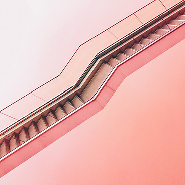 max-ostrozhinskiy-w6OniVDCfn0-unsplash.j