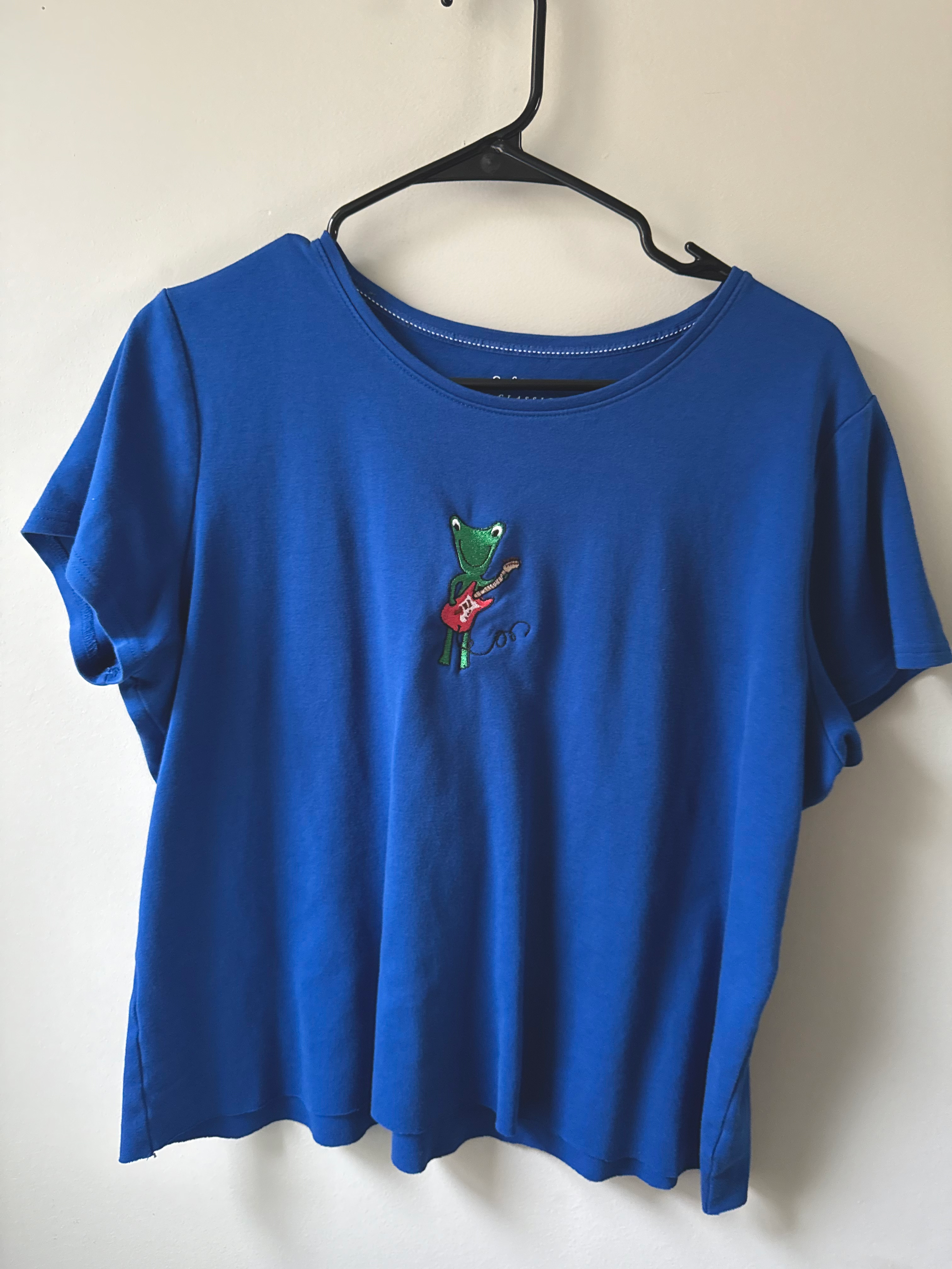 ELECTRIC GUITAR SPRINKLES BLUE TEE (EXTRA LARGE)
