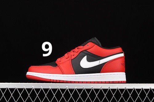 תמונה ממוזערת: Jordan 1 Low 