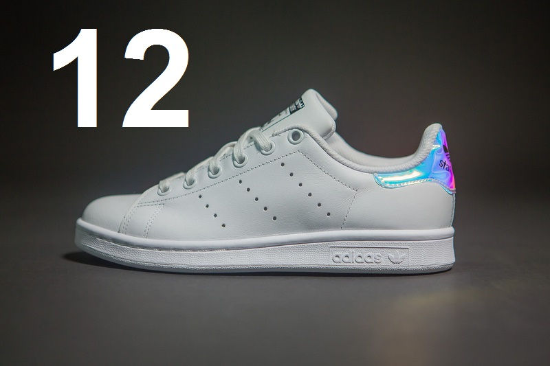 תמונה ממוזערת:   Stan Smith