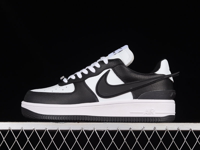 תמונה ממוזערת: Ambush X Air Force1
