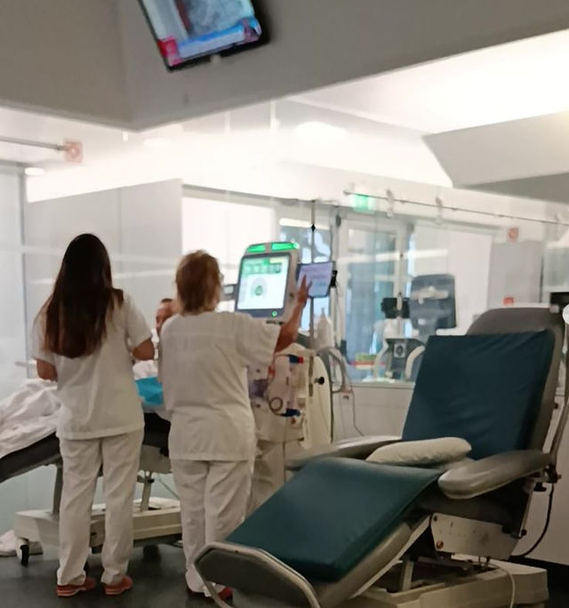 Dialysis in Lisbon, Portugal