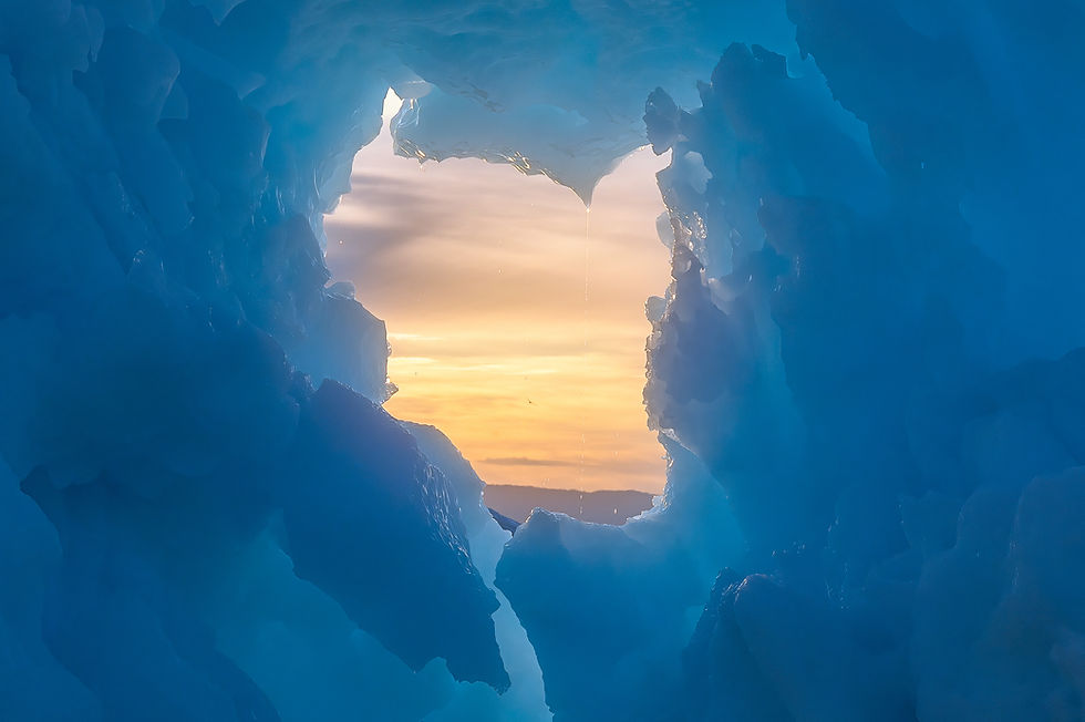 Window to the arctic - Disko Bay, Greenland