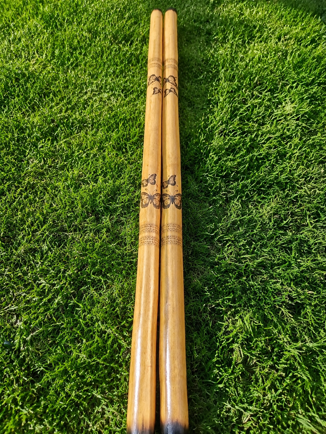 1 pair choice of Animal Design Arnis Sticks – 7/8" × 28"