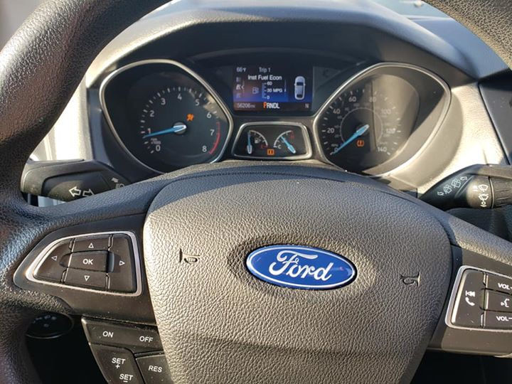 Thumbnail: 2016 Ford Focus SE