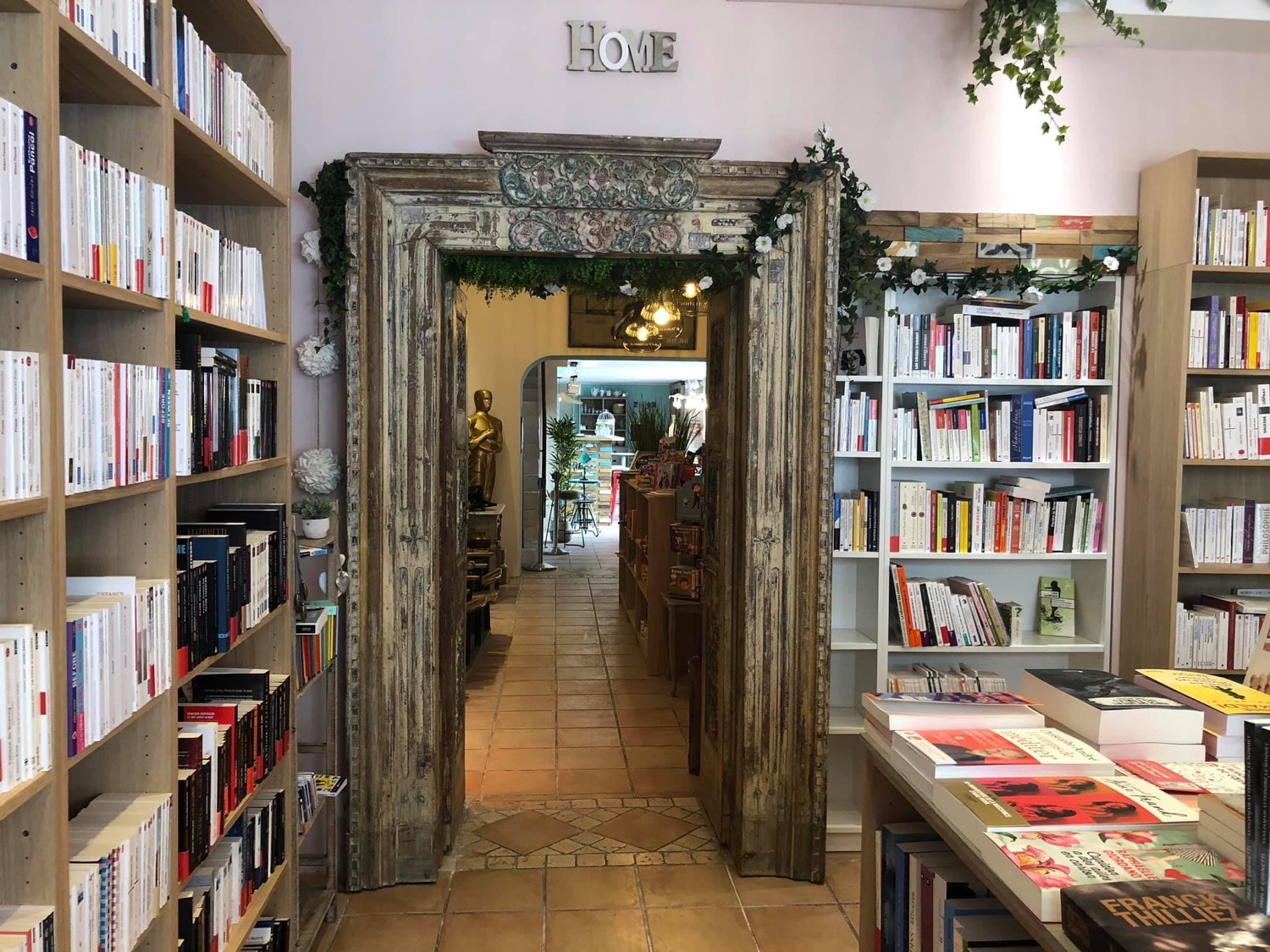 Photo du rédacteur: Autour d’un livre