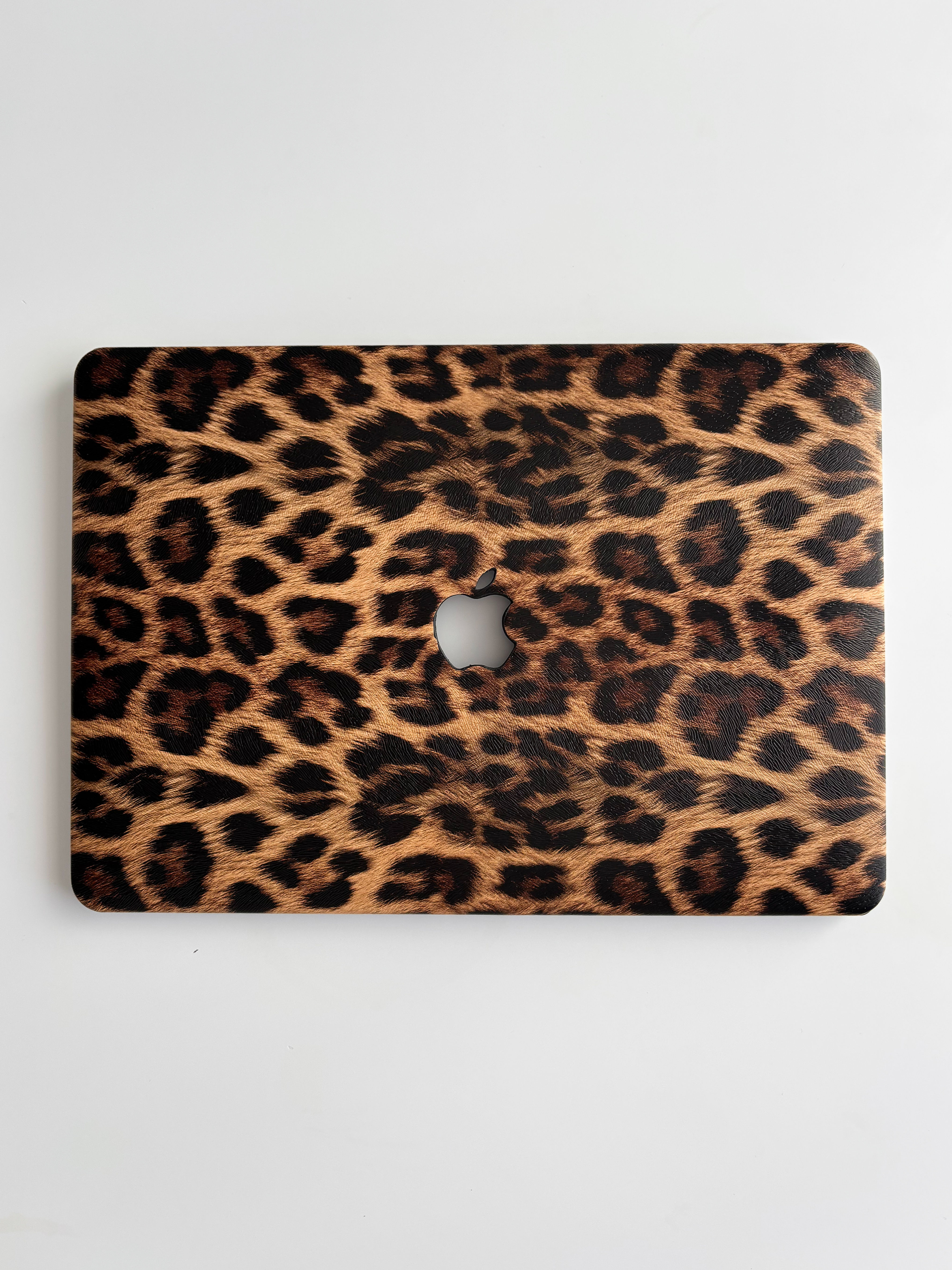 ЧОХОЛ ДЛЯ MACBOOK "LEOPARD"
