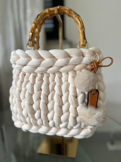 Pillowbag „Grace“ in Samt
Gr.M