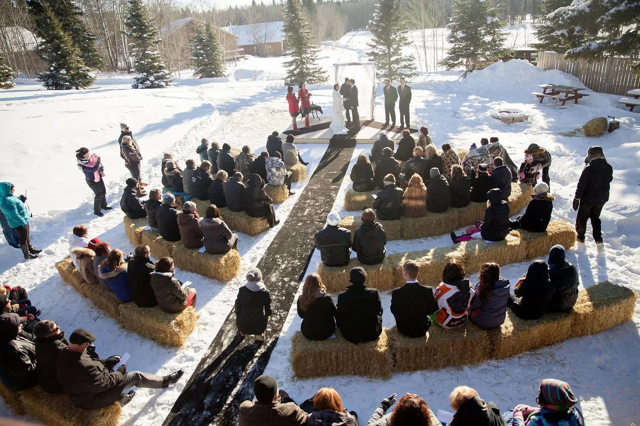 Elkhorn Resort Weddings 5.webp