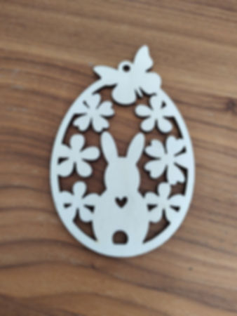 Påskeegg med påskehare