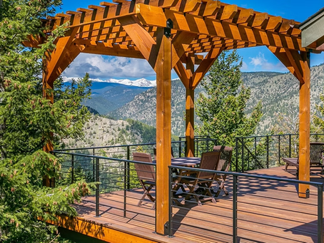 What Should You Look for in Metal Railing Installers Denver