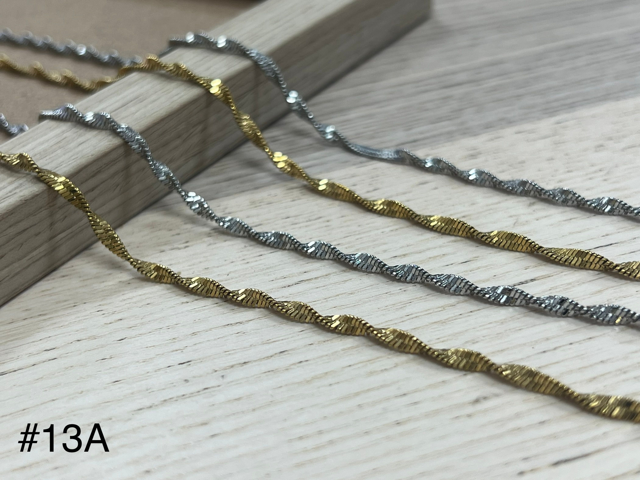 Cadena #13 Dorado/Plateado