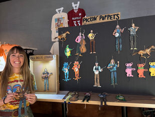 Artist Lakin Fain: Puppet Love
