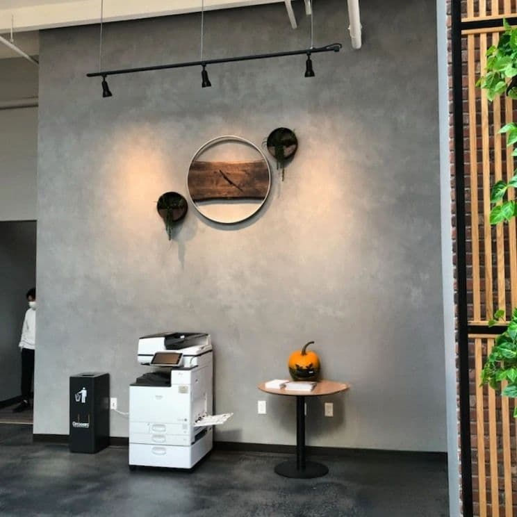 Office space, Venetian plaster