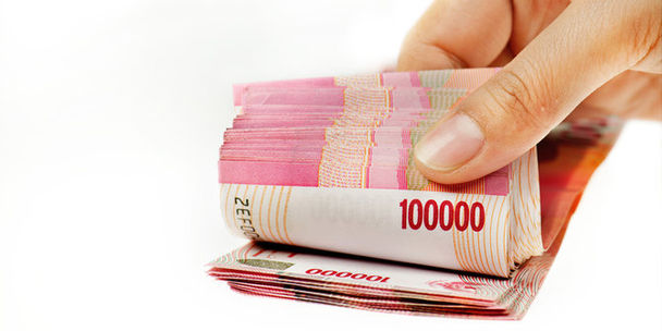 RIFAN FINANCINDO BERJANGKA - Nilai Tukar Rupiah Masih Melemah Jelang Keputusan Suku Bunga BI
