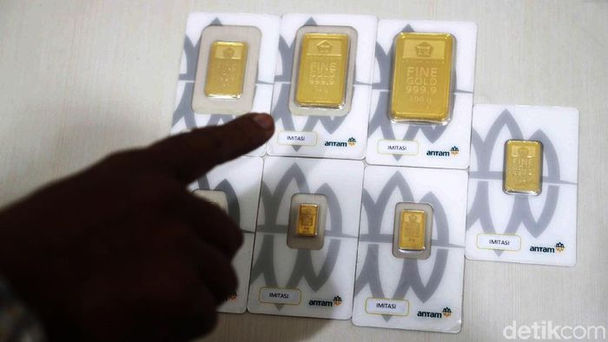 RIFAN FINANCINDO BERJANGKA - Harga Emas Hari ini Tak Bergerak dari Posisi Rp774.000 per Gram