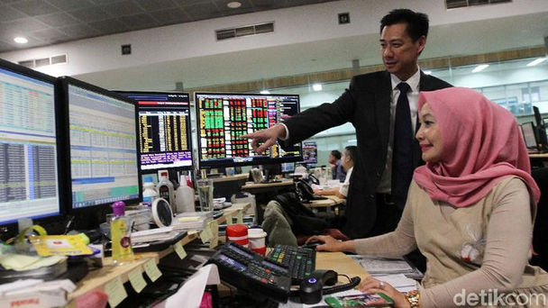 PT RIFAN FINANCINDO BANDUNG - IHSG menguat seiring aksi beli saham murah, waspadai pembalikan arah