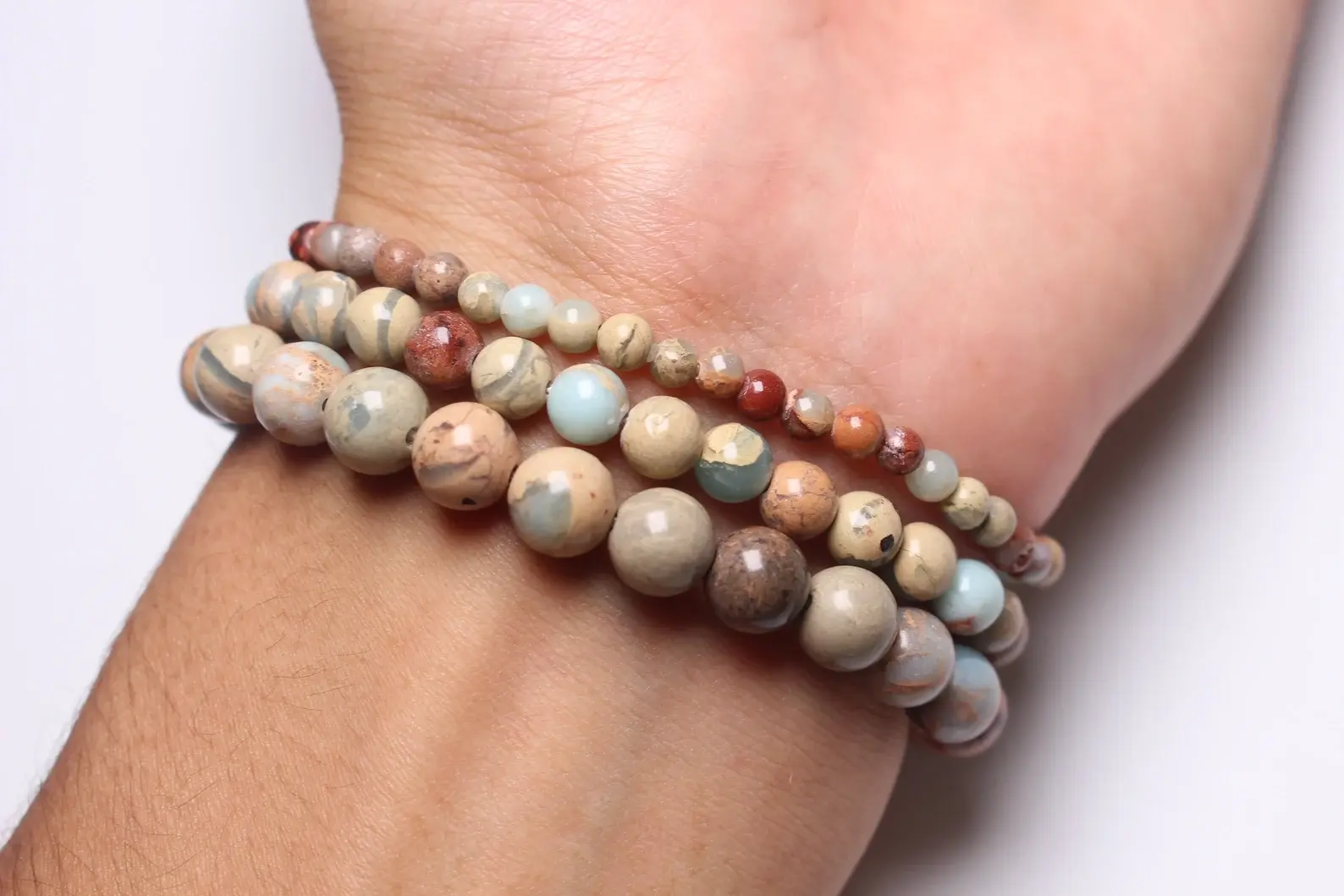 Braelet japse bleu en 6mm (celui du milieu)