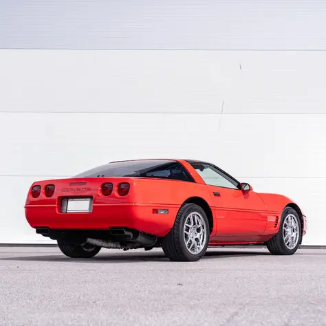 Chevrolet Corvette C4 (1984-1996): The Modernization Era