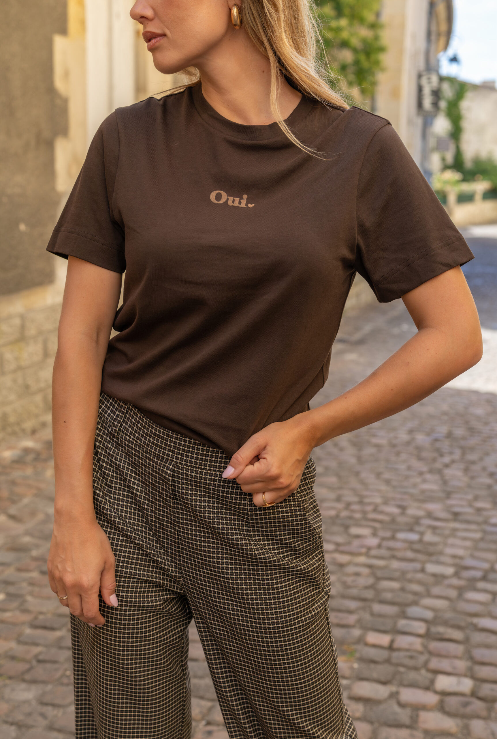Top Oui dark coffee