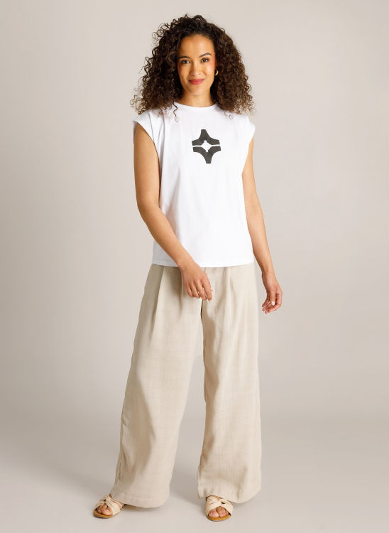 Thumbnail: T-shirtje Cait white 