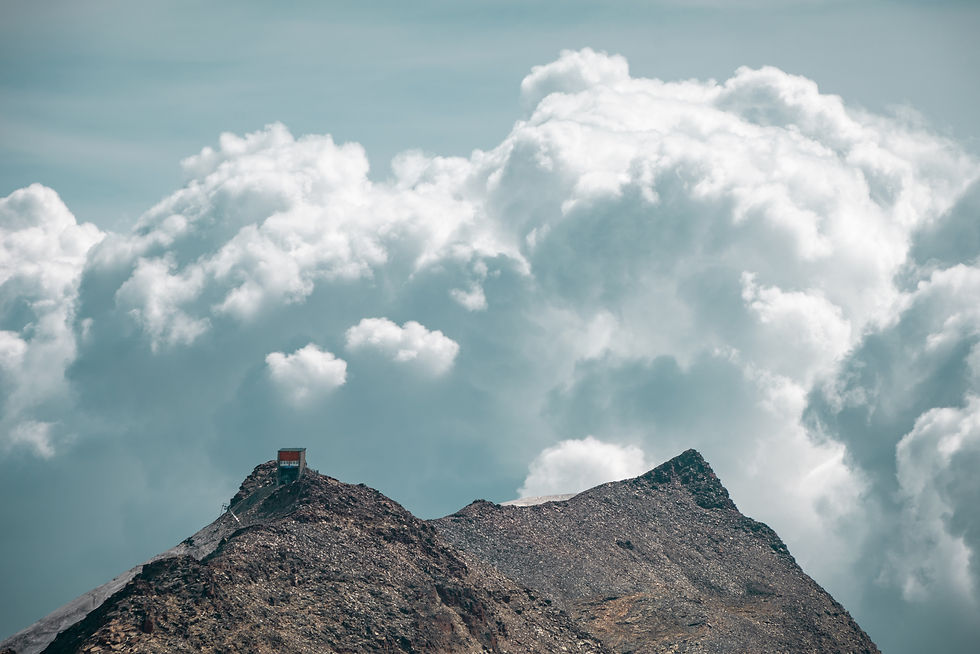Wolken Berge Wallis Schweiz