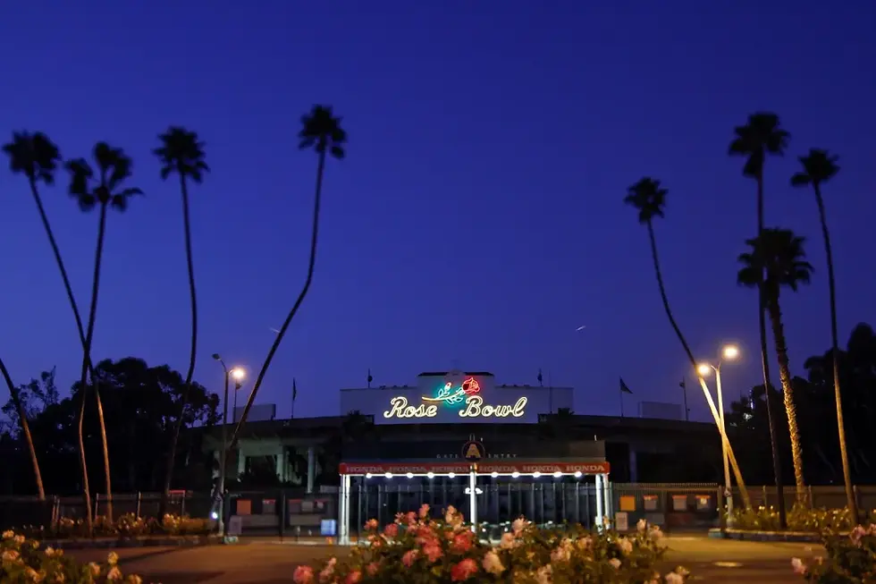 Is the 'Early Bird' Deal at Rose Bowl Flea Actually Worth Sacrificing Sleep?