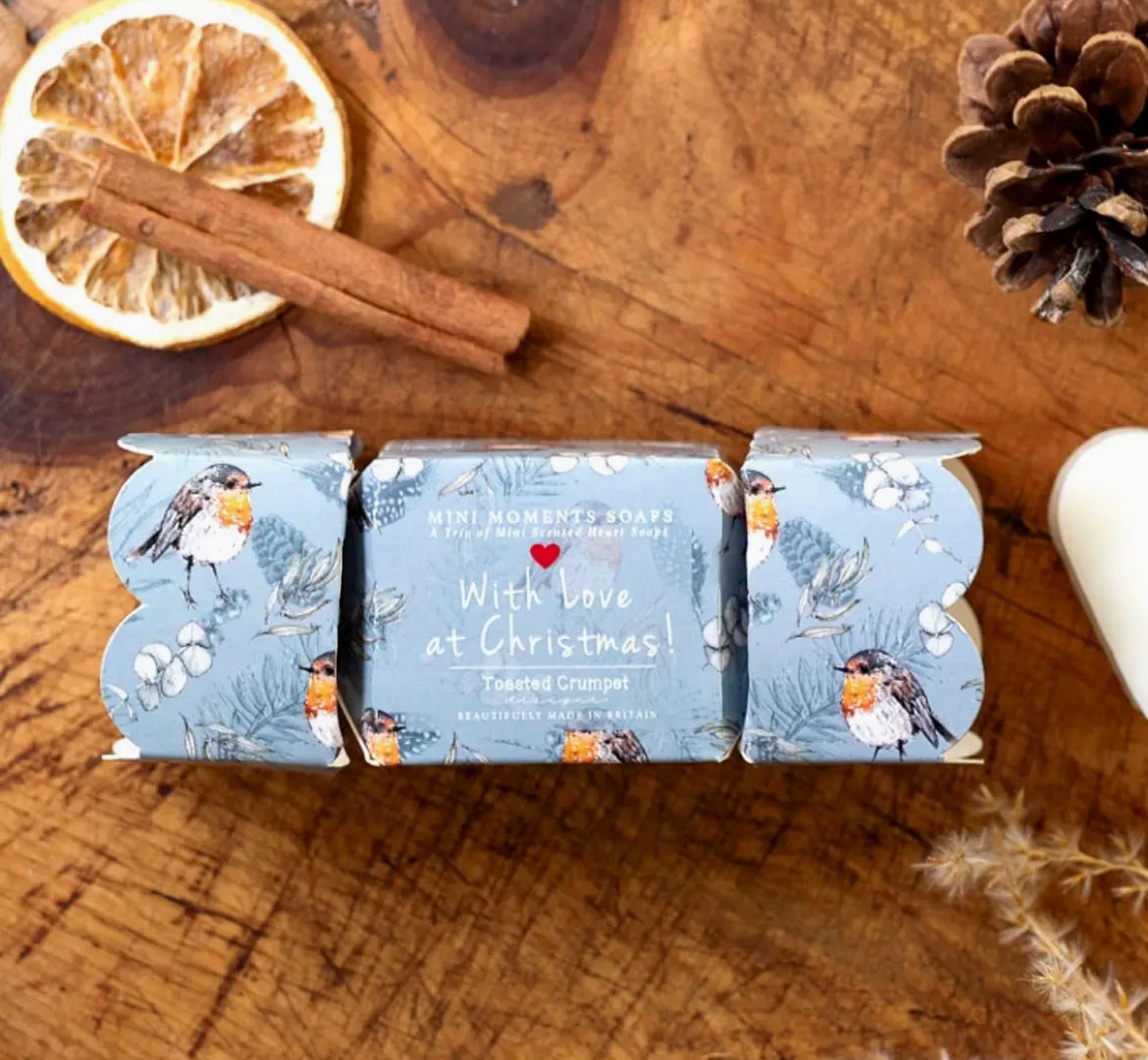 Robin mini soap cracker