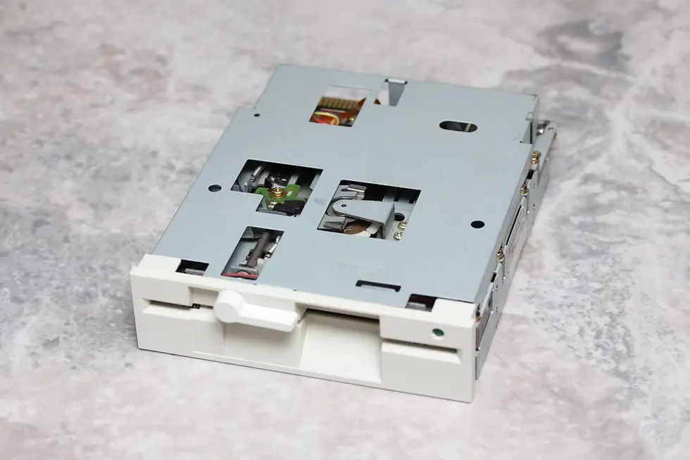 Thumbnail: FDD 5.25” 1.2Mb/360Kb Mitsumi/Newtronics D509V3 Internal BEIGE #3