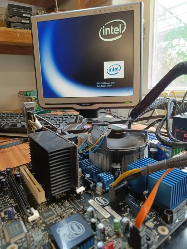 Thumbnail: LGA1366 Intel Smackover DX58SO, Intel X58 chipset Motherboard with CPU i7 920