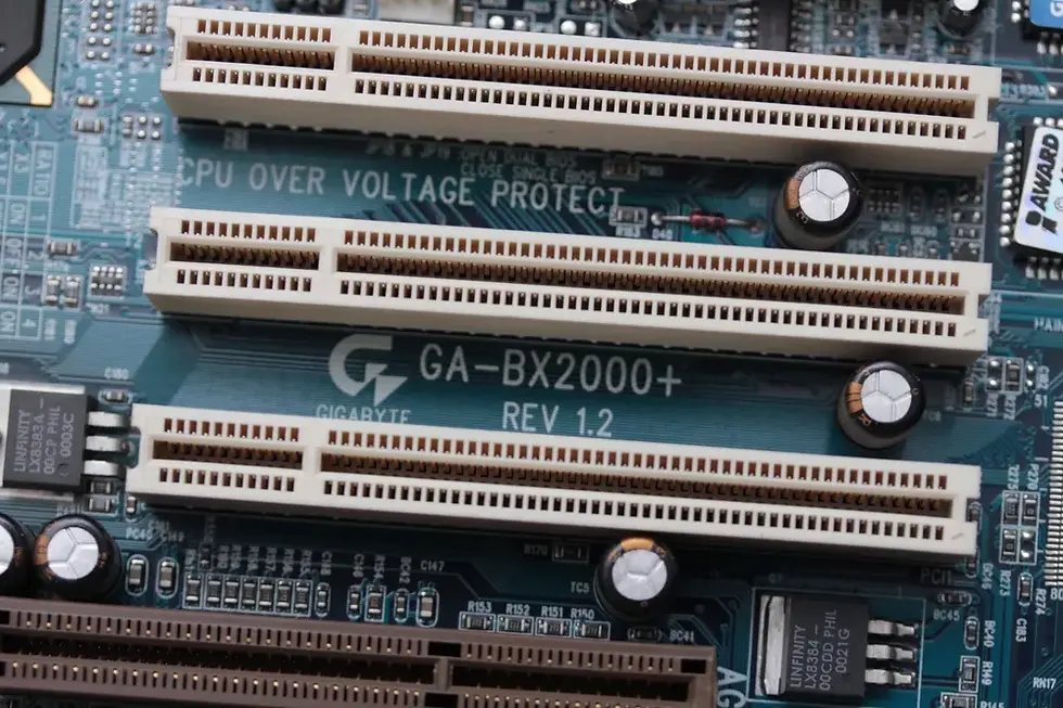 Thumbnail: Slot1 GIGABYTE GA-BX2000+ Motherboard Intel 440BX chipset with I/O shield