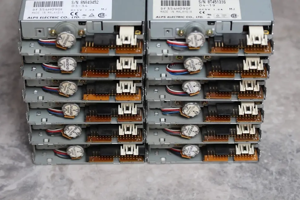 Thumbnail: 12 pcs FDD 3.5" 1.44Mb ALPS ELECTRIC DF354H090F Internal Floppy Disk Drive BEIGE