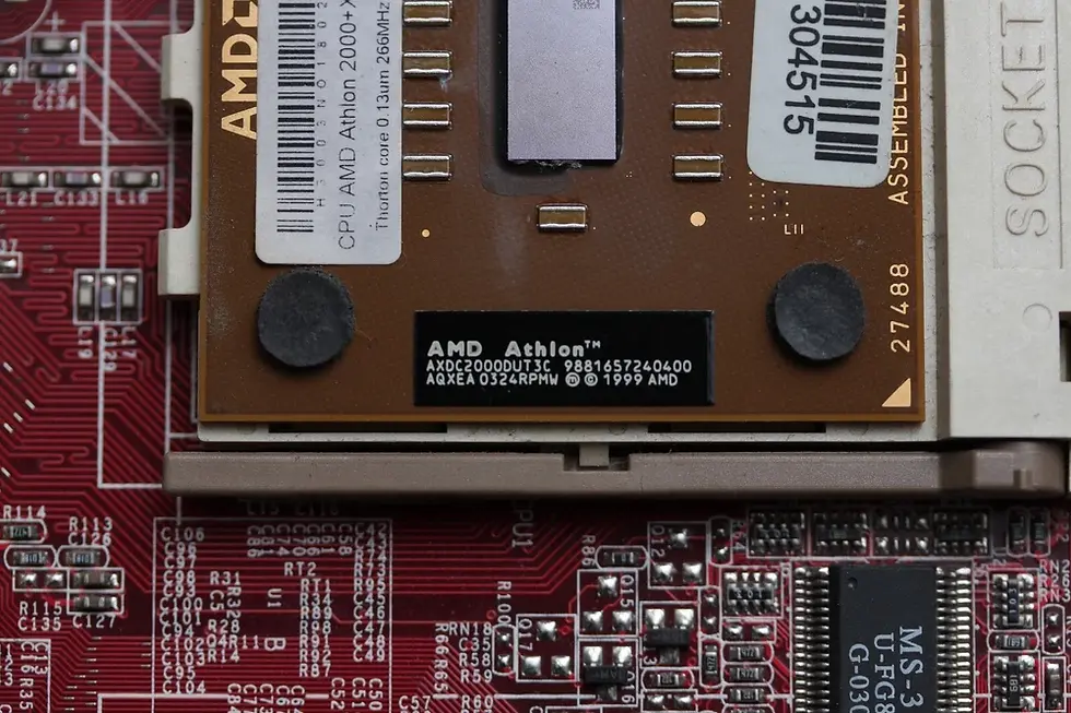 Thumbnail: Socket 462/A MSI KT4V-L VIA KT400A chipset MoBoard with CPU & I/O Shield