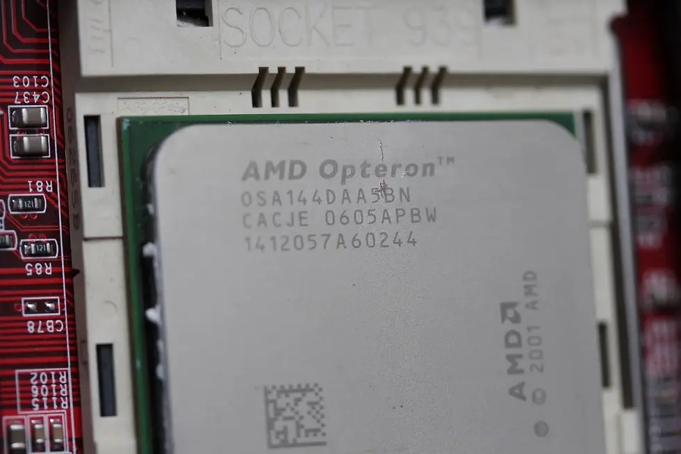 Thumbnail: Socket 939 MSI K8N SLI H Nvidia nForce4 SLI MoBo with CPU,RAM & I/O Shield