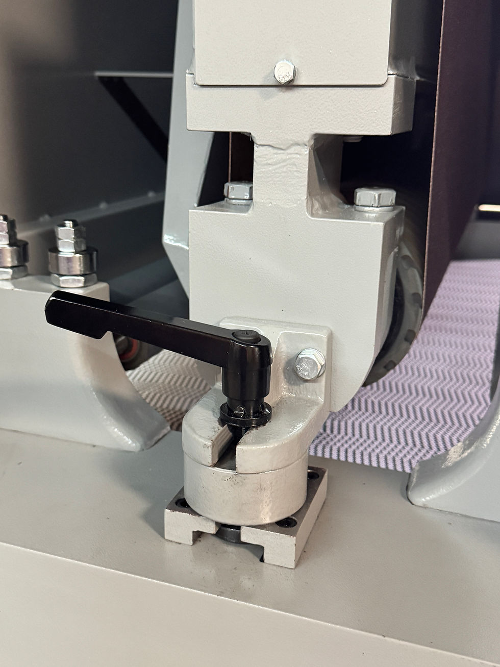 Thumbnail: FINISH PRO 37" x 60" Dry Type Line Graining/Deburring/Finishing  Machine