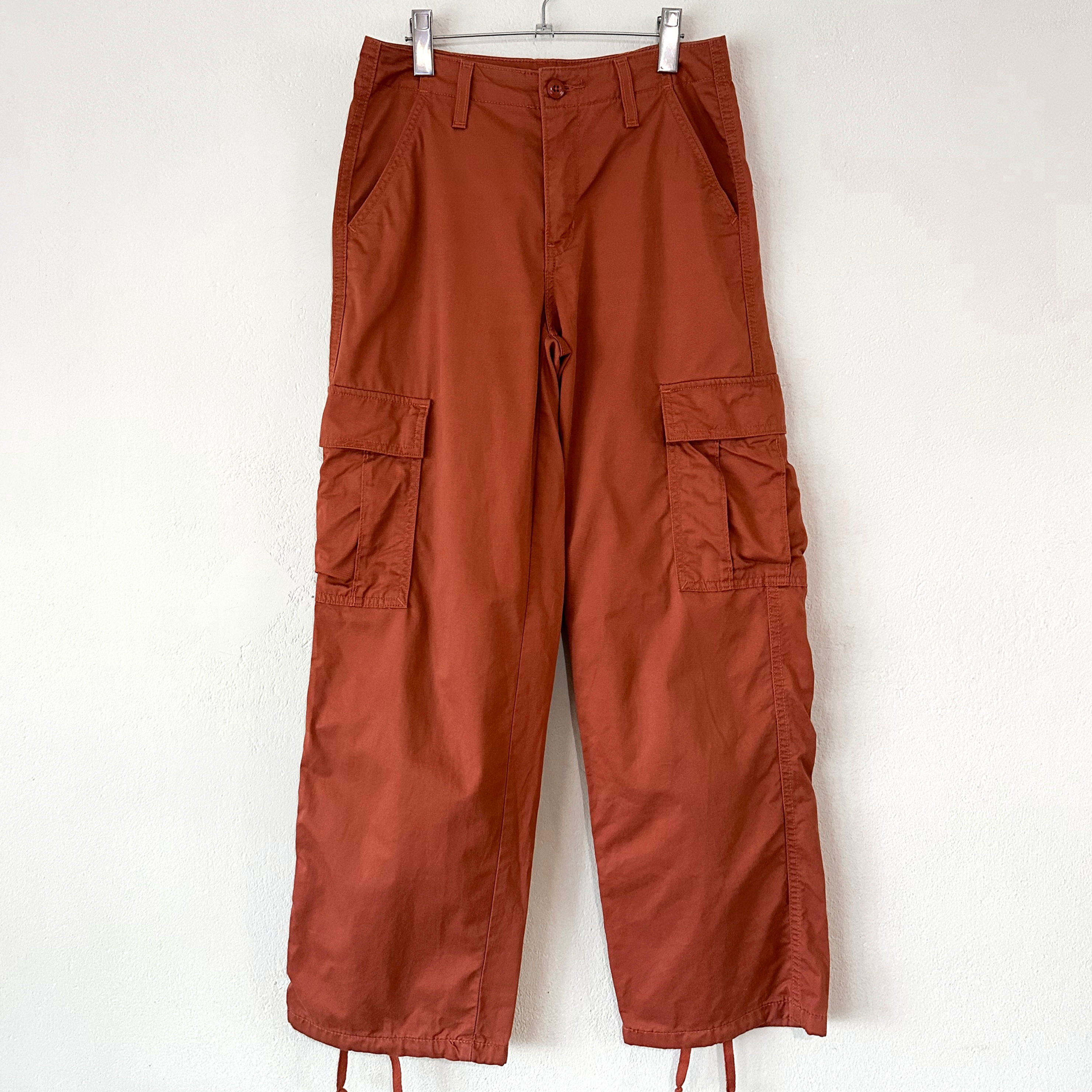 Cargo Levis