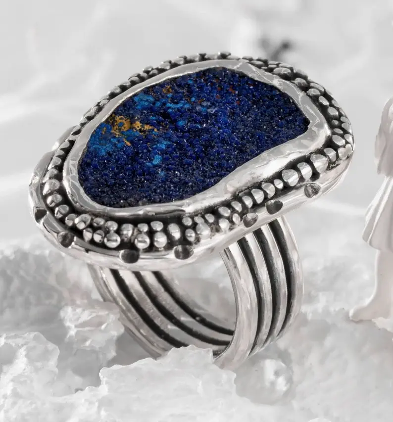 Impressive 925 silver ring with azurite